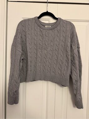 Cropped Light Gray Cable Knit Crewneck Sweater